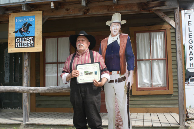 Costume Contest: Turkey Creek Vic